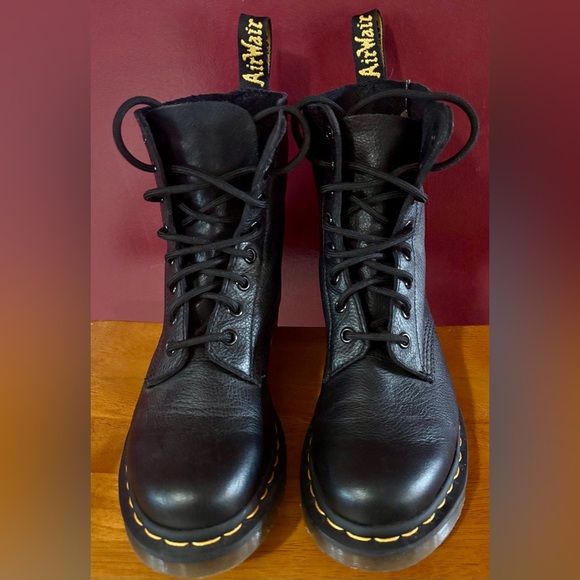 Dr. Martens Pascal Docs Black Leather Boots Size 6 (Euro 37) - Picture 3 of 6